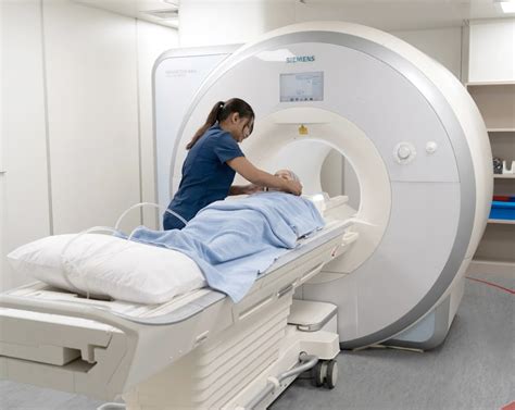 Magnetic Resonance Imaging (MRI) – Lifescan Imaging.
